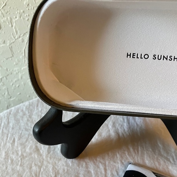 Kate Spade: Black Kimberlyn Cat Eye Sunglasses- Case & Cleaning Cloth main image 4